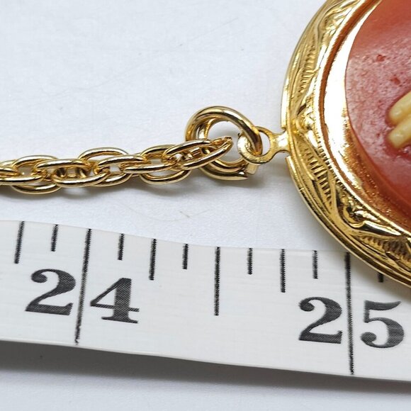 Vintage Gold Toned Resin Praying Hands Locket Pendant Necklace With Chain - Picture 5 of 7